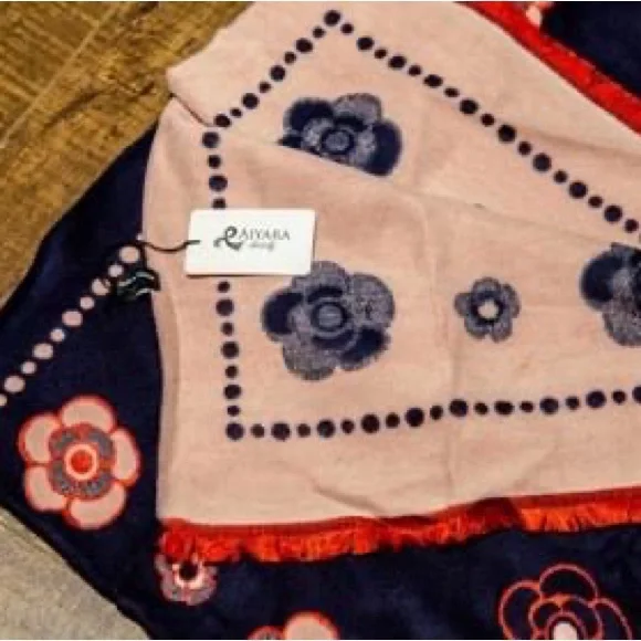 Cashmere Scarf - Reversible - Picture 1 of 2